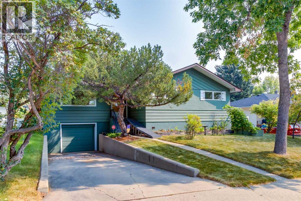 48 Chancellor Way NW, Calgary, Alberta