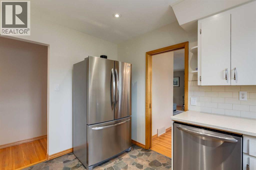 Single Family House Bungalow for Sale in  Chancellor Way NW Cambrian Heights Calgary 