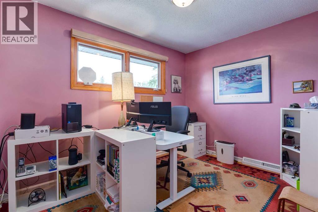 Single Family House Bungalow for Sale in  Chancellor Way NW Cambrian Heights Calgary 