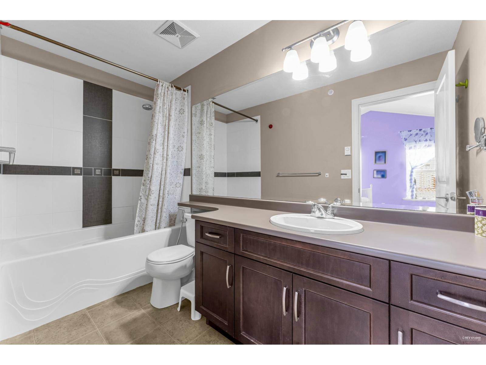 6940 208A STREET, Langley