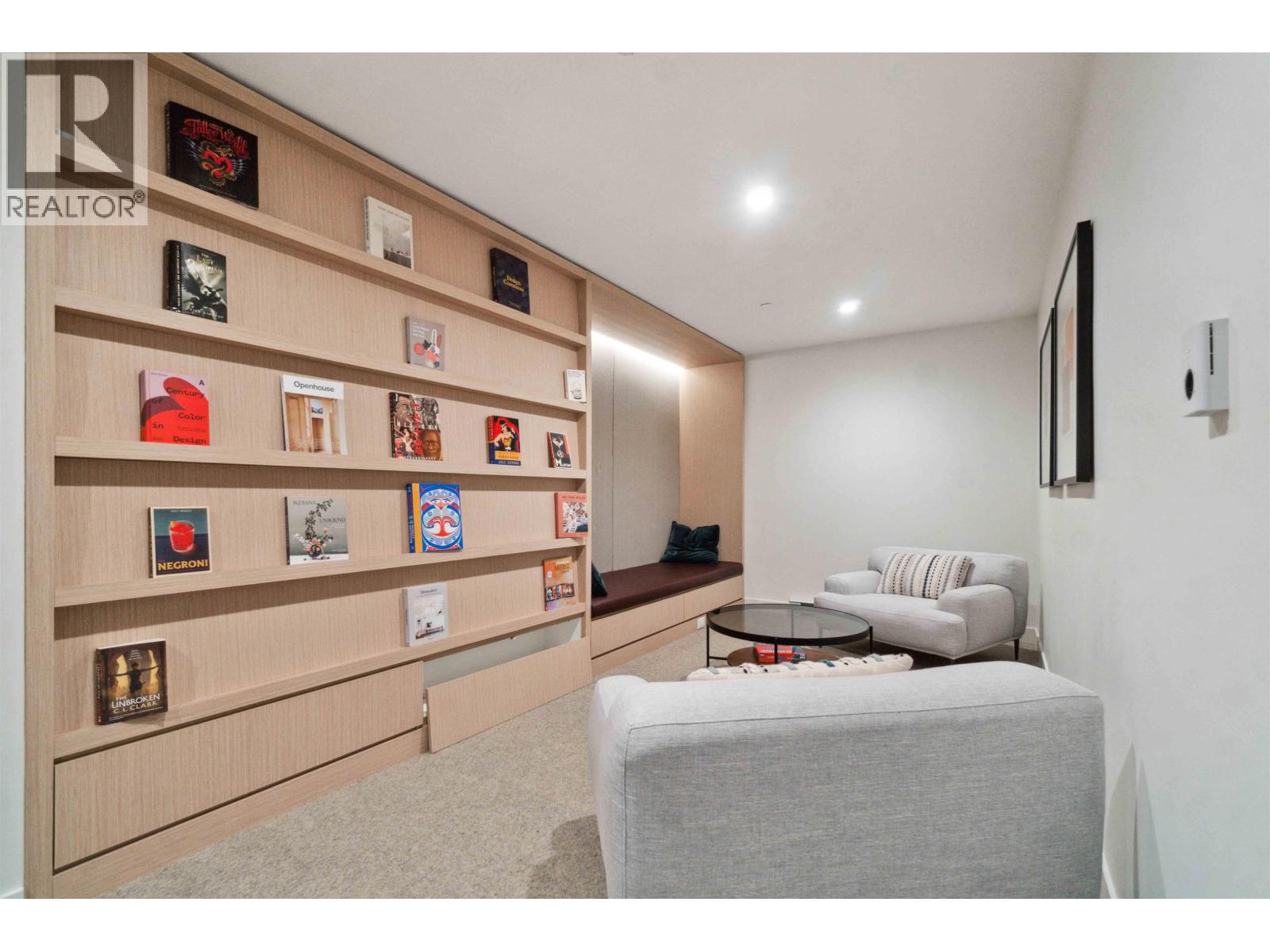 101 721 ANSKAR COURT, Coquitlam