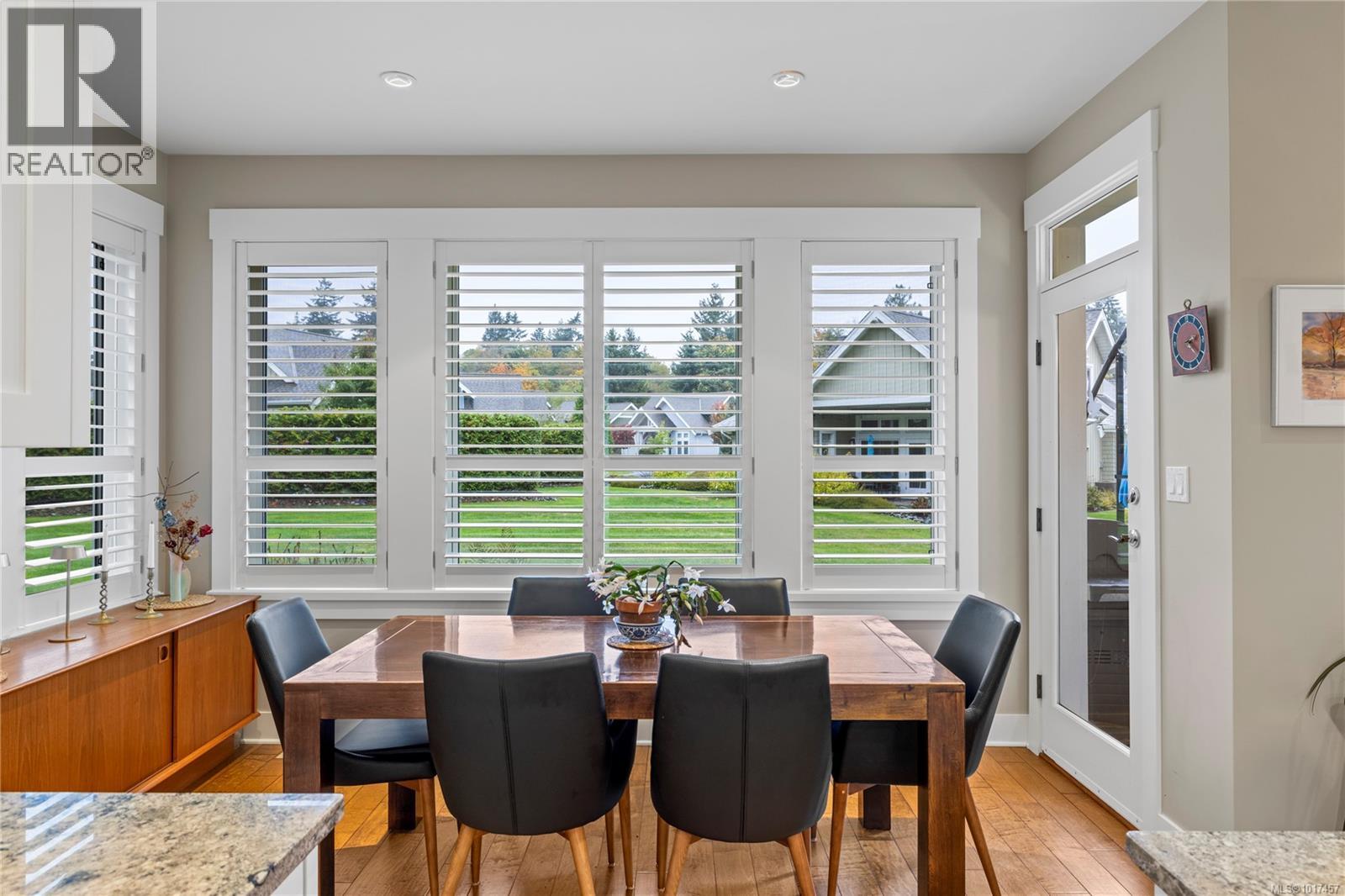 42 5251 Island Hwy W, Qualicum Beach