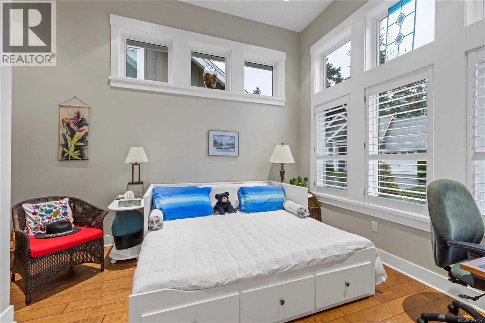 42 5251 Island Hwy W, Qualicum Beach