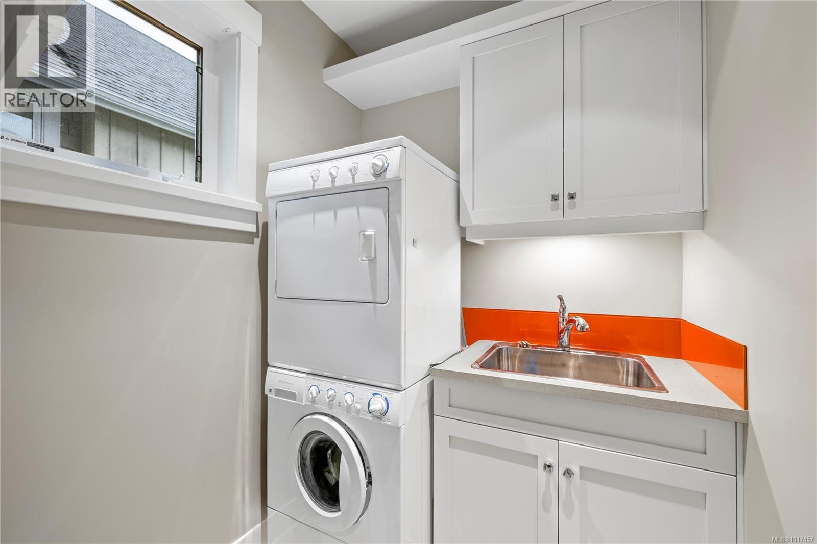 42 5251 Island Hwy W, Qualicum Beach