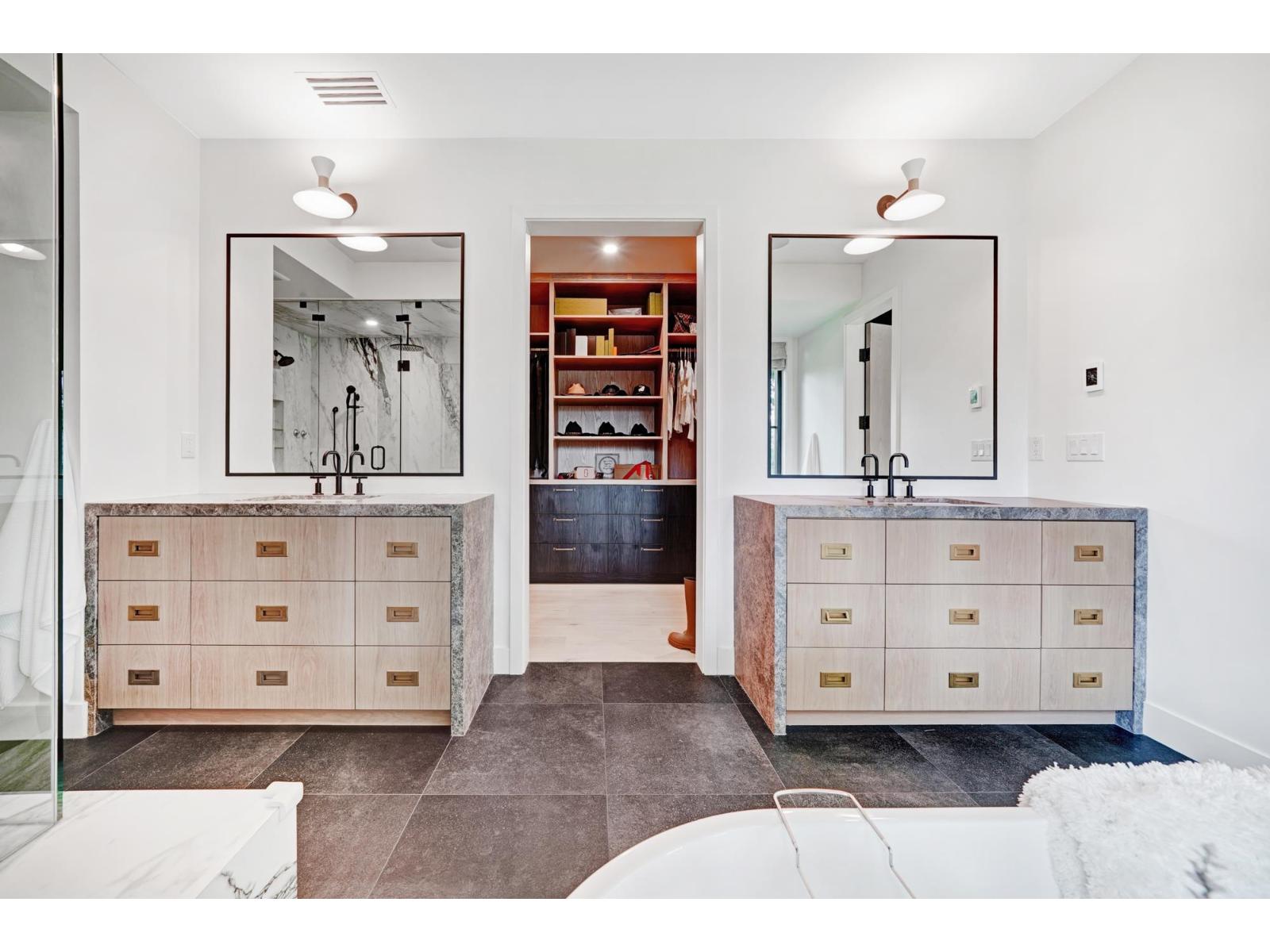 24968 28 AVENUE, Langley