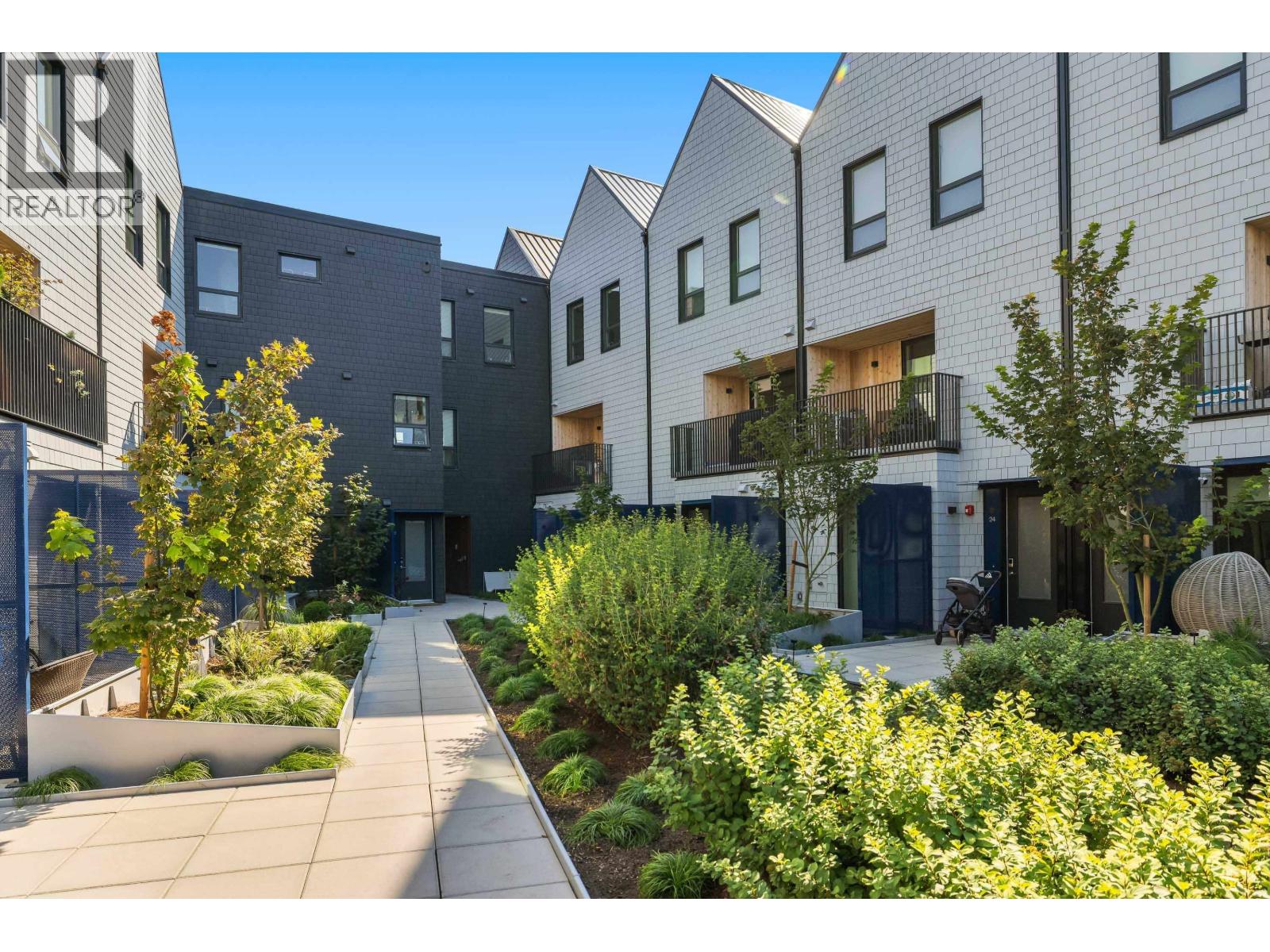 #26-6340 MARKET Avenue, Tsawwassen