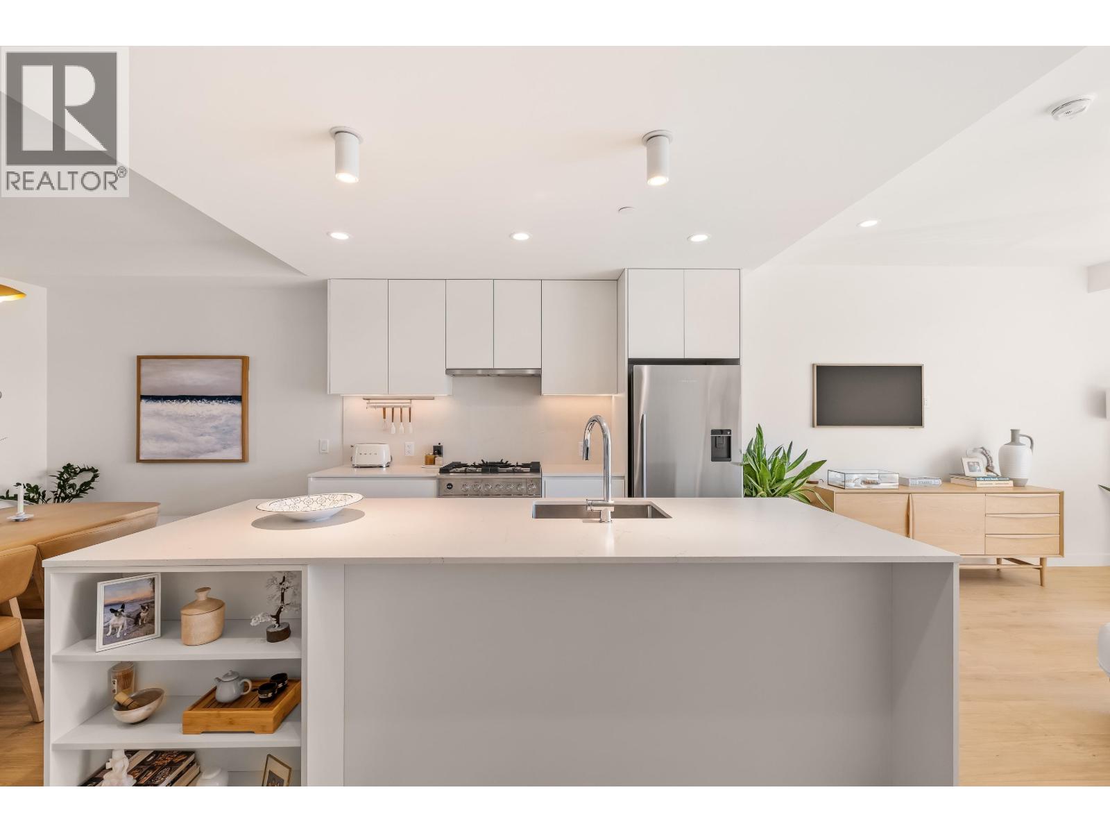 #26-6340 MARKET Avenue, Tsawwassen