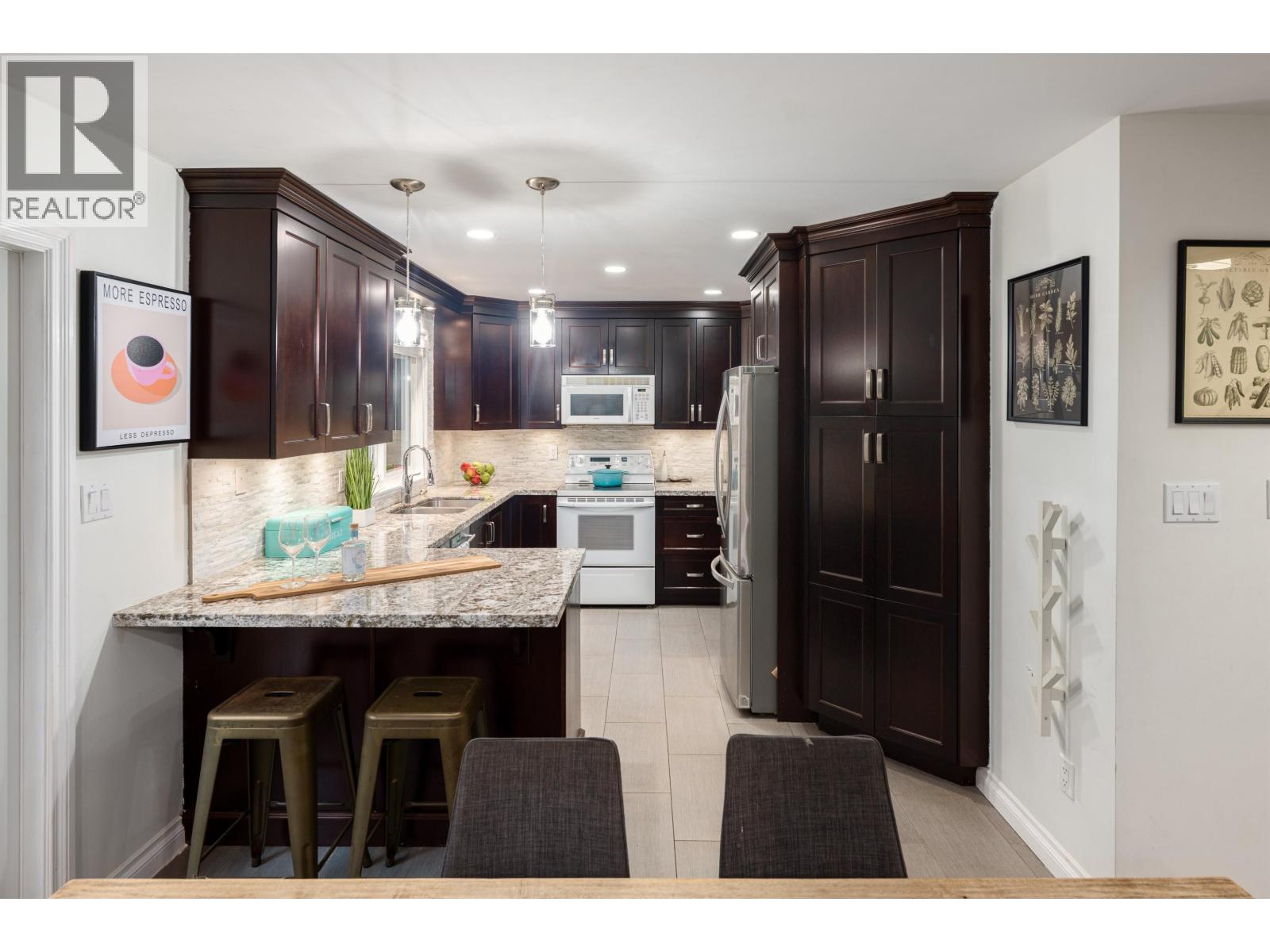 1005 ALPINE PLACE, Port Moody