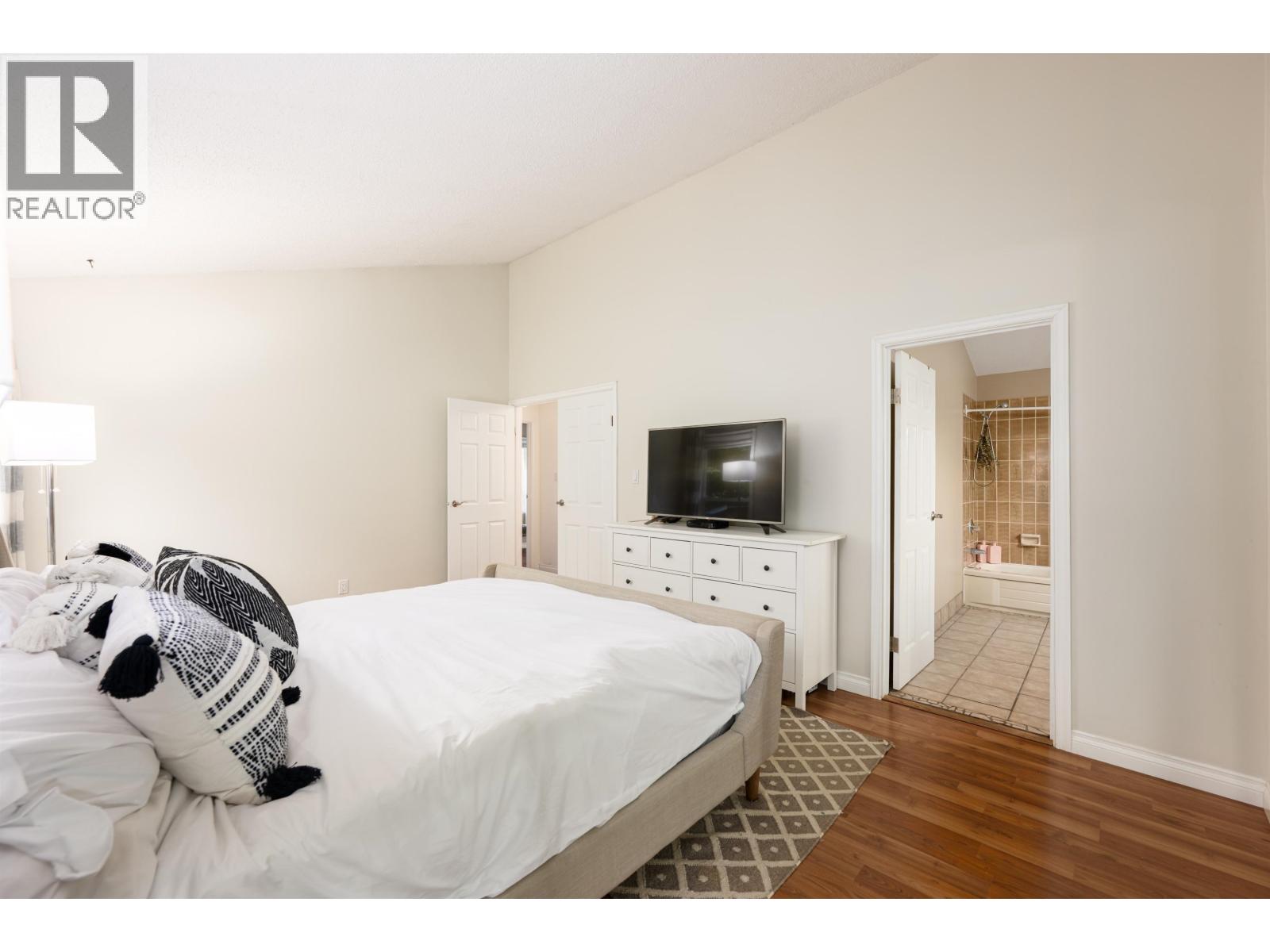 1005 ALPINE PLACE, Port Moody