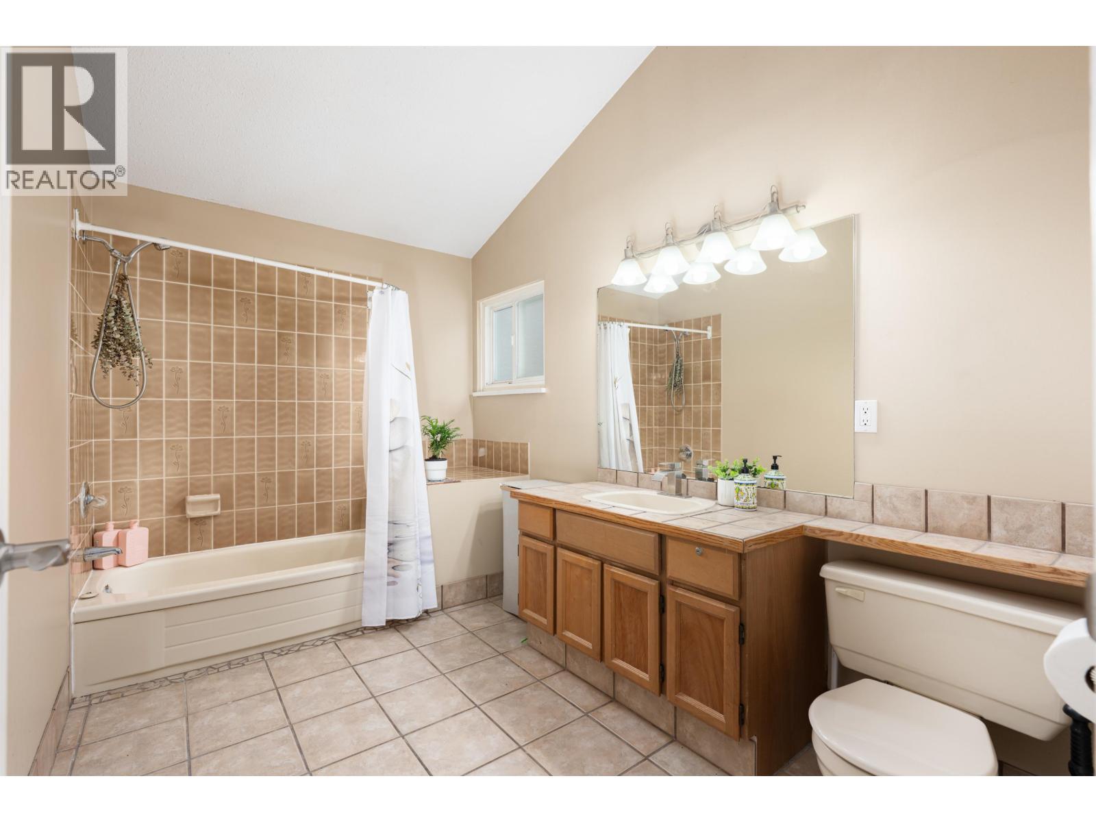 1005 ALPINE PLACE, Port Moody