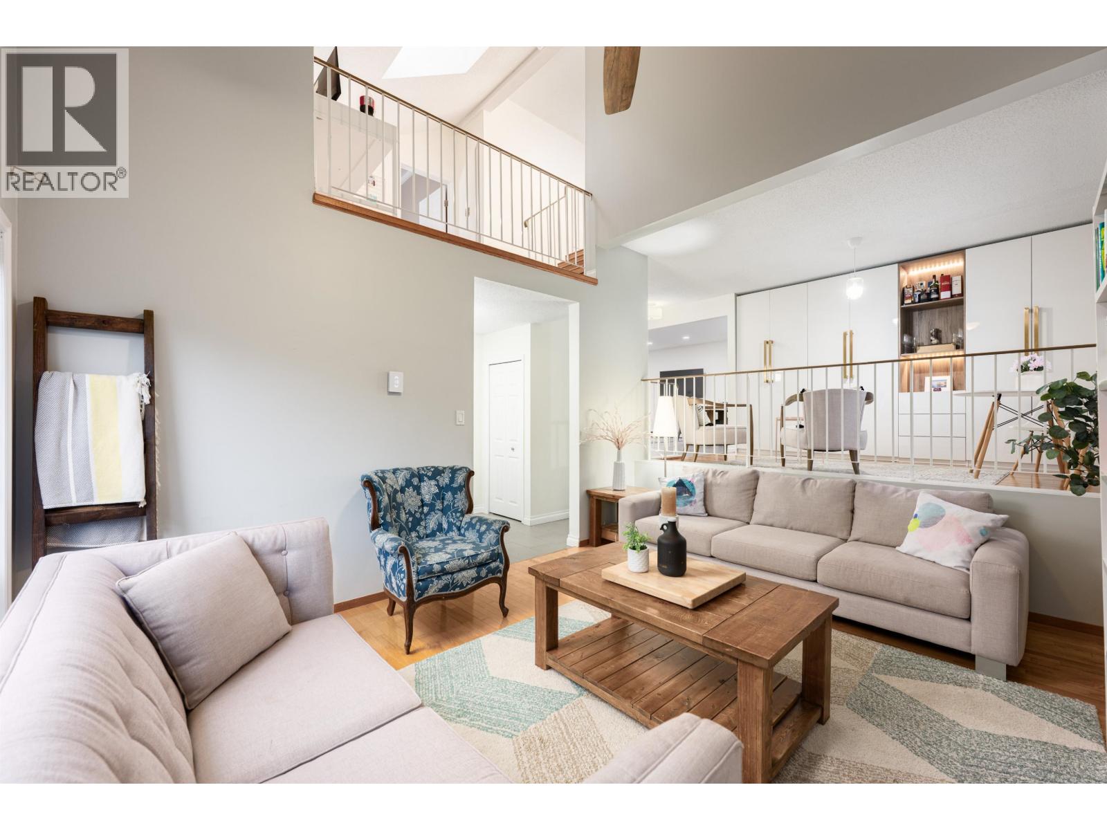 1005 ALPINE PLACE, Port Moody