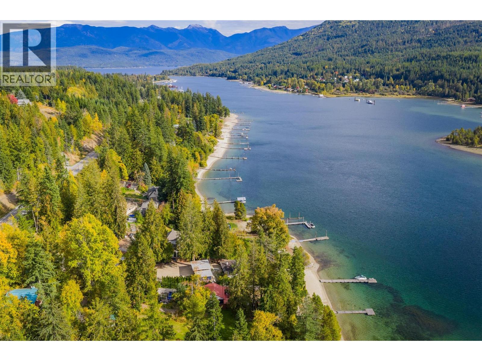 7460 Highway 3a, Balfour