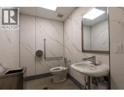 2815 W Broadway, Vancouver, BC V6K2G6 Photo 9