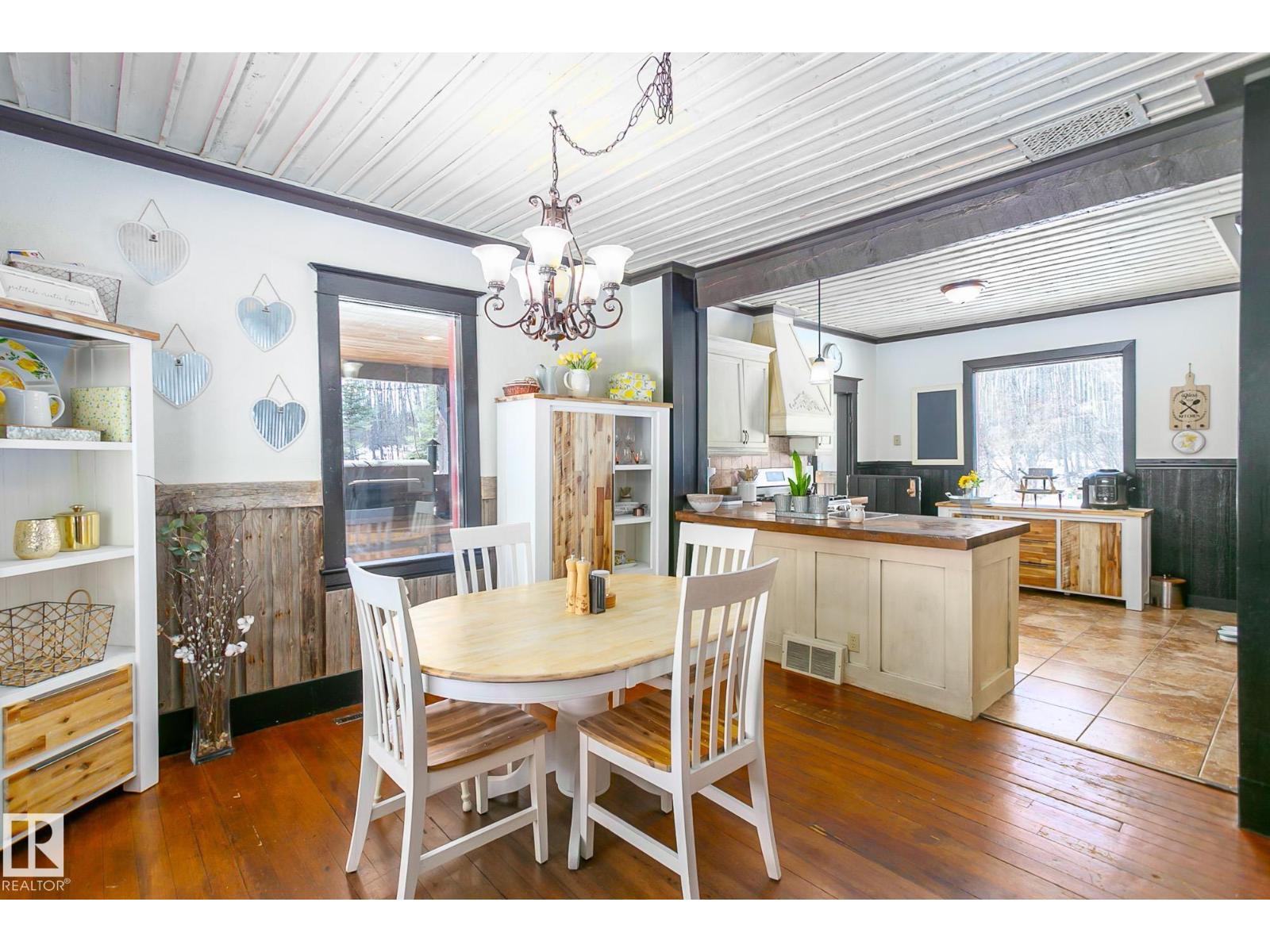 
          580 Poplar Bay Drive
            <br/>
            <span>Rural Wetaskiwin County</span>
            , 
            <span>AB</span>
             <span>T0C2V0</span>
         - Photo 39