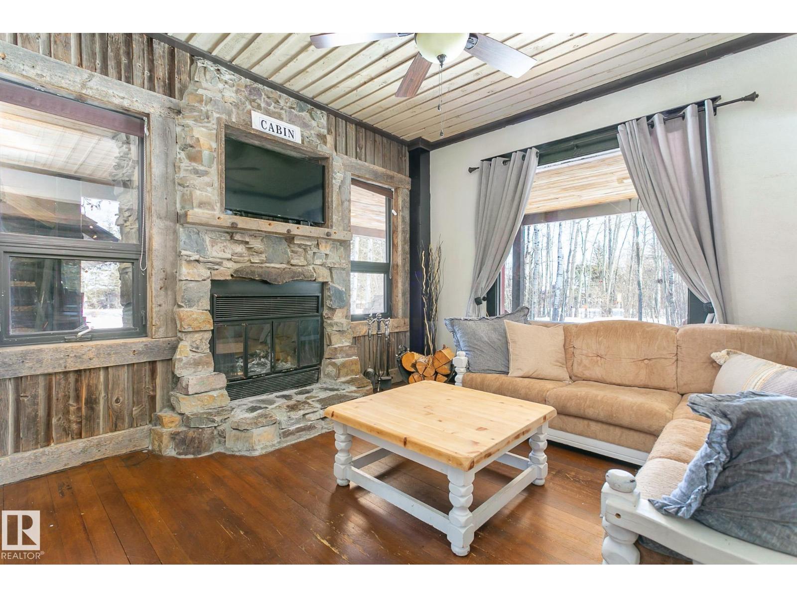 
          580 Poplar Bay Drive
            <br/>
            <span>Rural Wetaskiwin County</span>
            , 
            <span>AB</span>
             <span>T0C2V0</span>
         - Photo 26