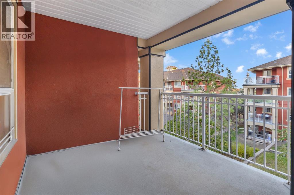 Single Family House for Sale in   Richard Place SW Lincoln Park Calgary 