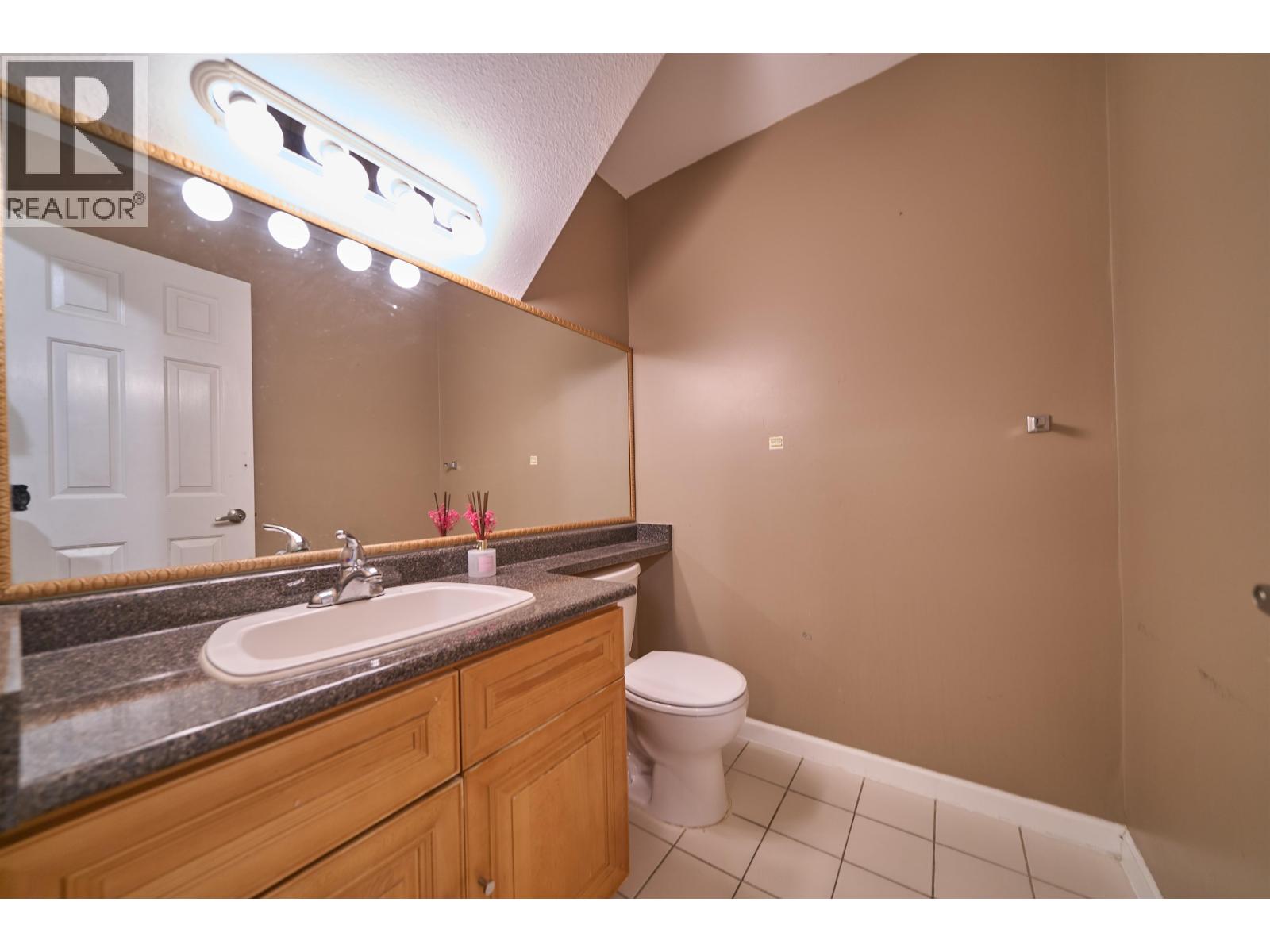 4 9700 BLUNDELL ROAD, Richmond