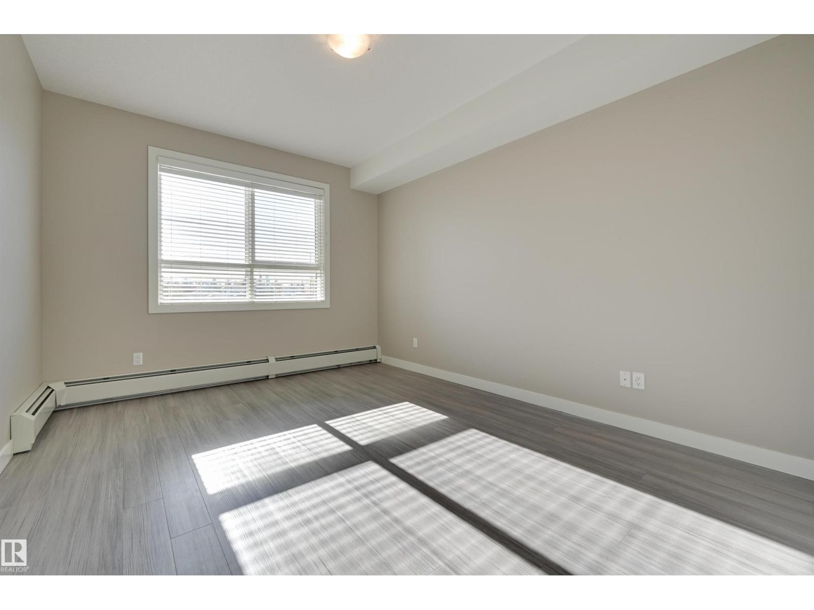 #205 17 COLUMBIA AVENUE, Devon