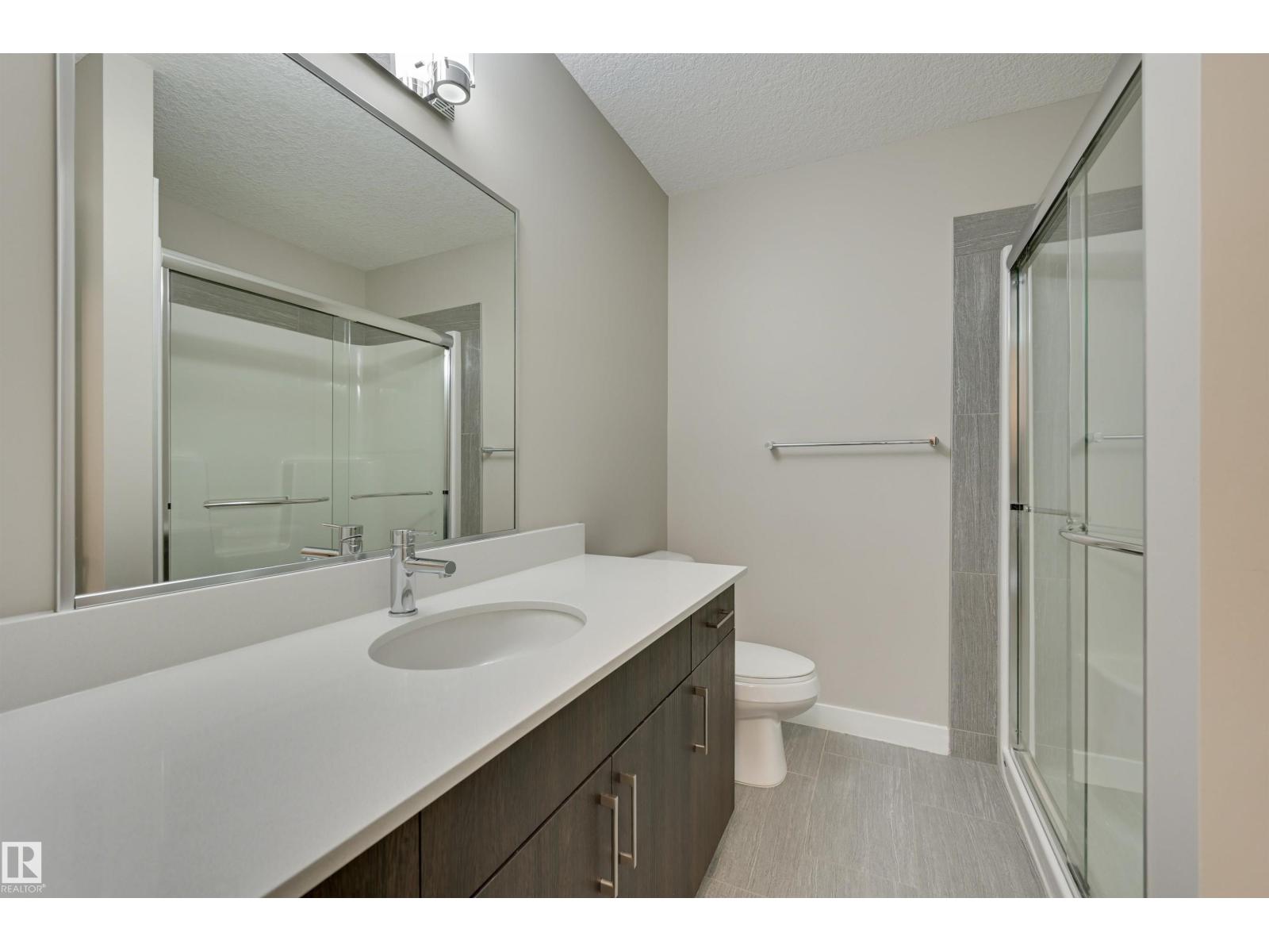 #205 17 COLUMBIA AVENUE, Devon