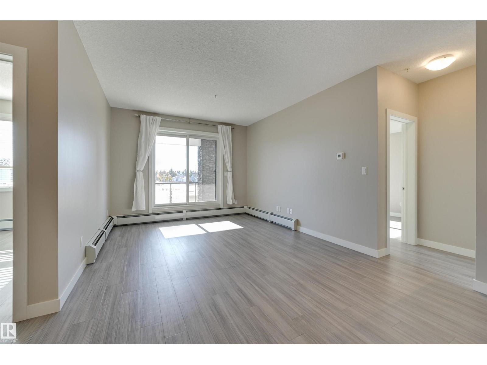 #205 17 COLUMBIA AVENUE, Devon