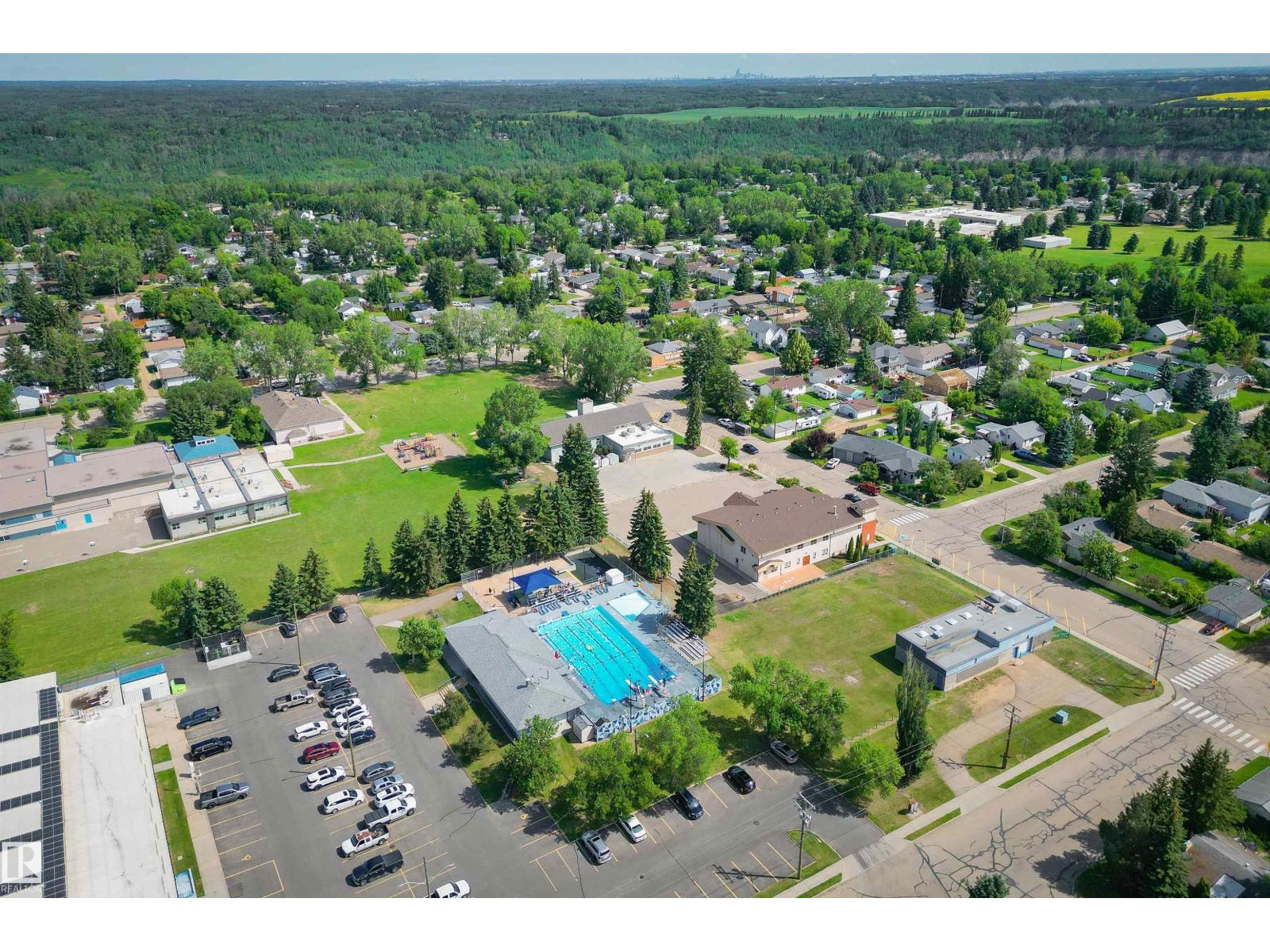 #205 17 COLUMBIA AVENUE, Devon