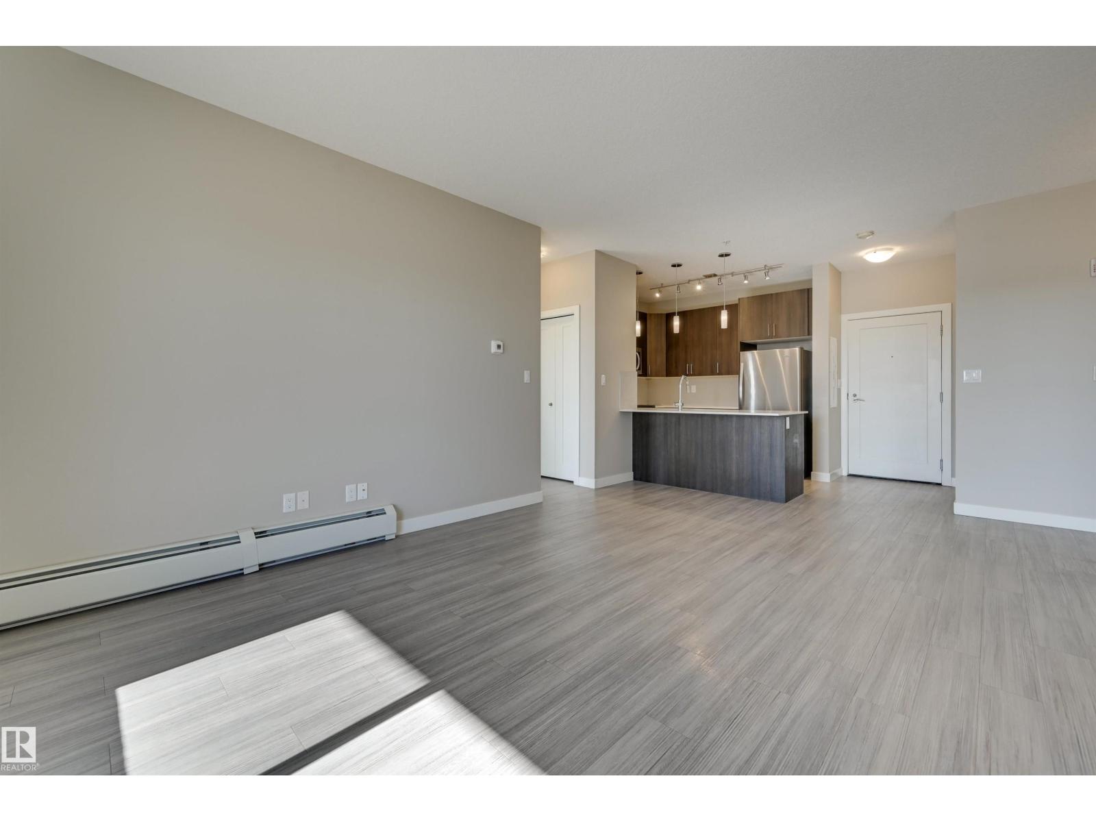 #205 17 COLUMBIA AVENUE, Devon