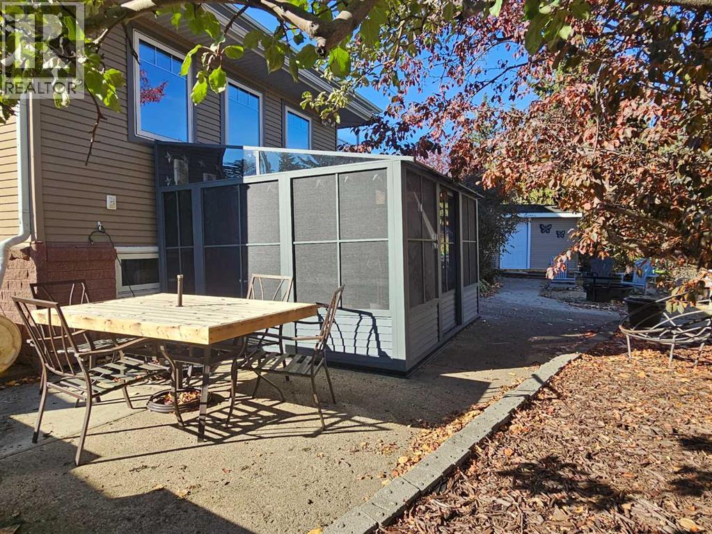 31 Willow Crescent, Lacombe