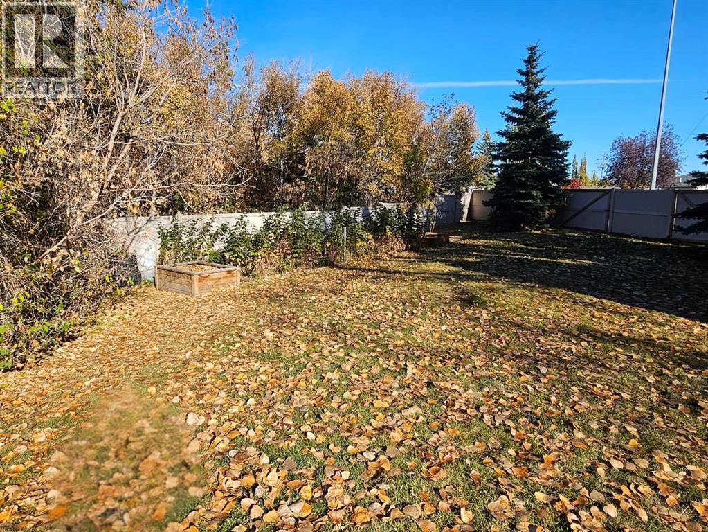 31 Willow Crescent, Lacombe