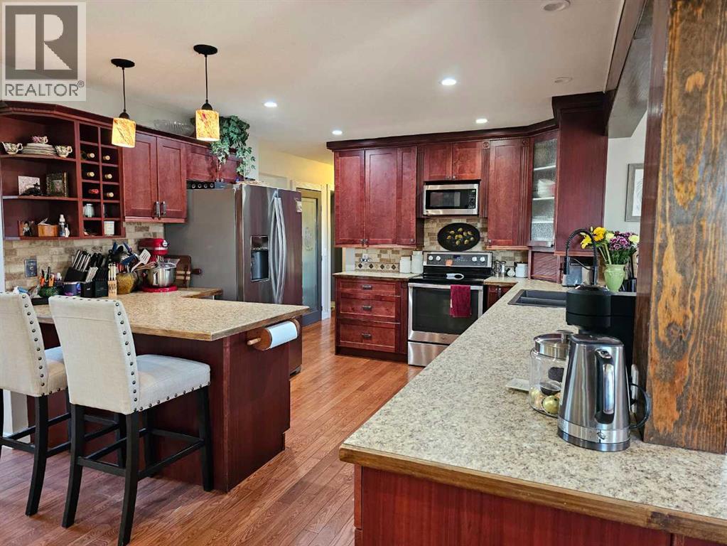 31 Willow Crescent, Lacombe