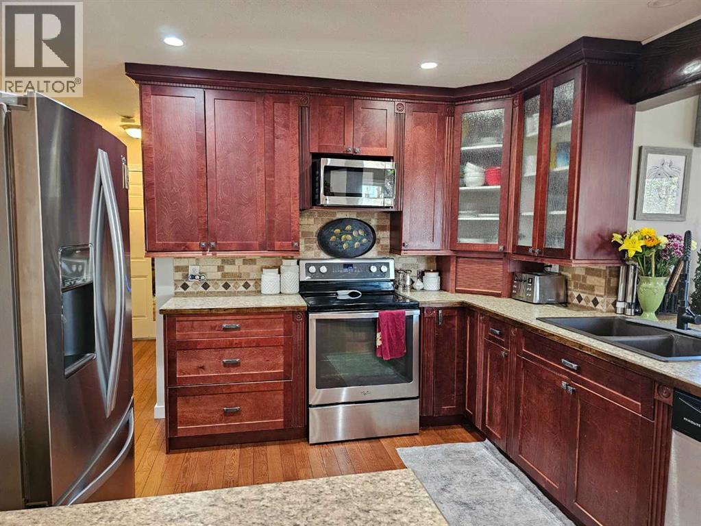 31 Willow Crescent, Lacombe