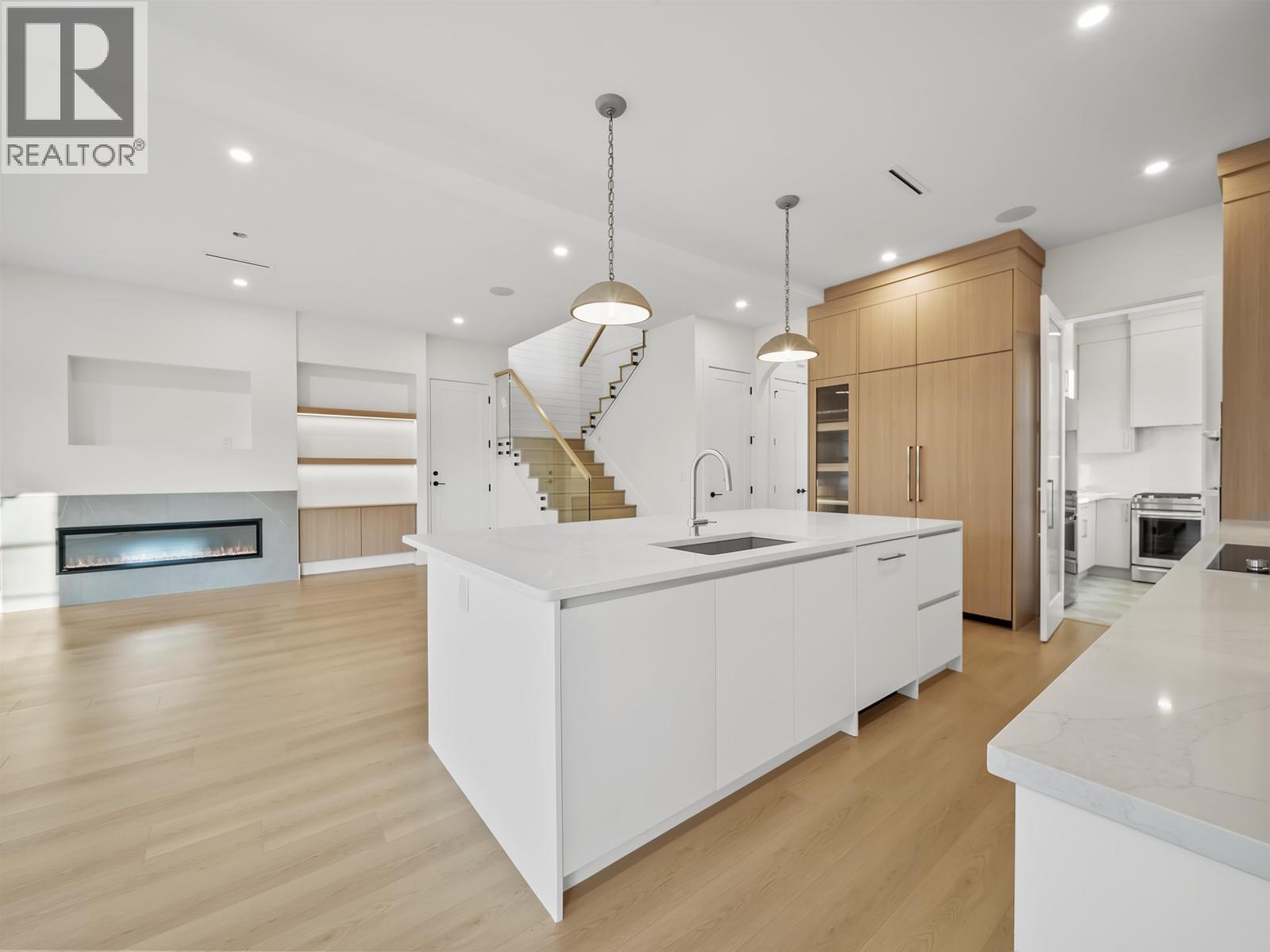 6067 44A Avenue, Ladner