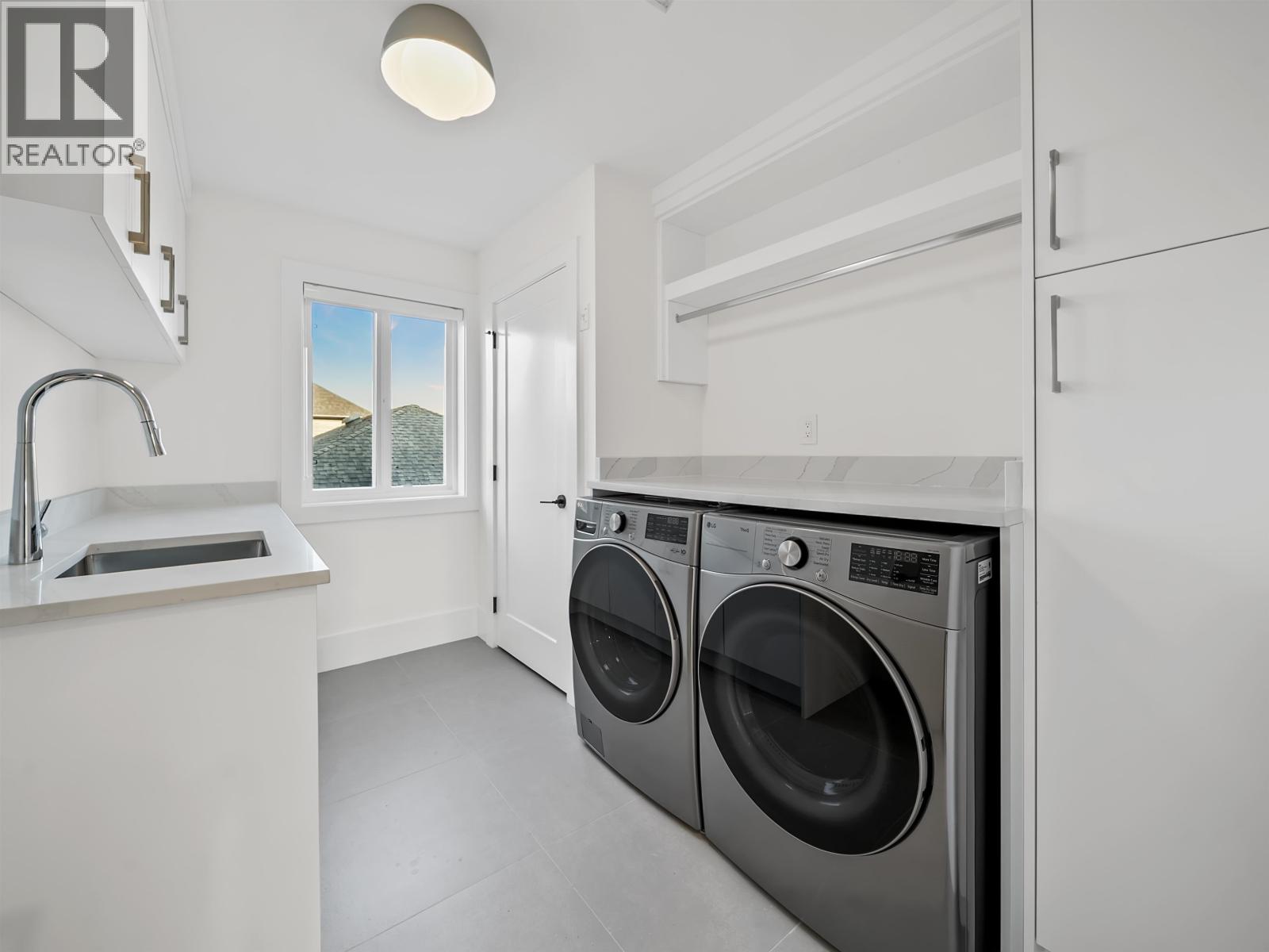 6067 44A Avenue, Ladner