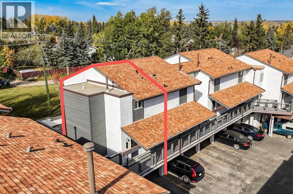 Single Family House for Sale in   Palliser Drive SW Oakridge Calgary 