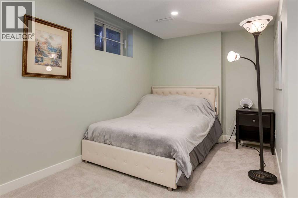Single Family House for Sale in   Street NW Sunnyside Calgary 
