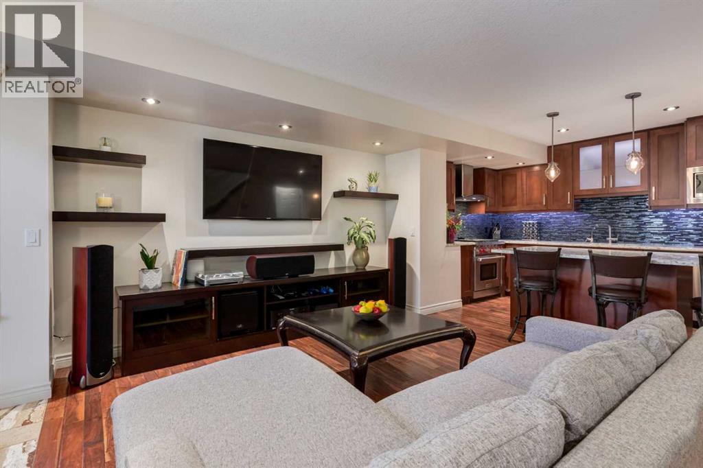 Single Family House for Sale in   Street NW Sunnyside Calgary 