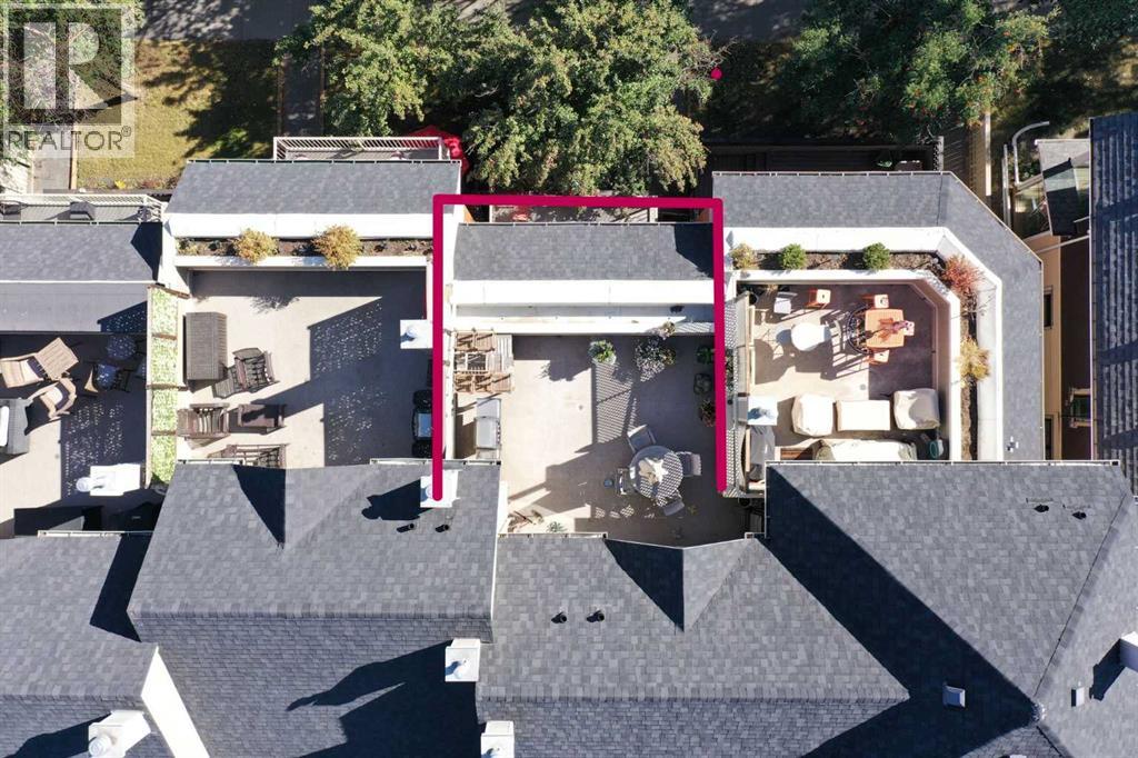 Single Family House for Sale in   Street NW Sunnyside Calgary 