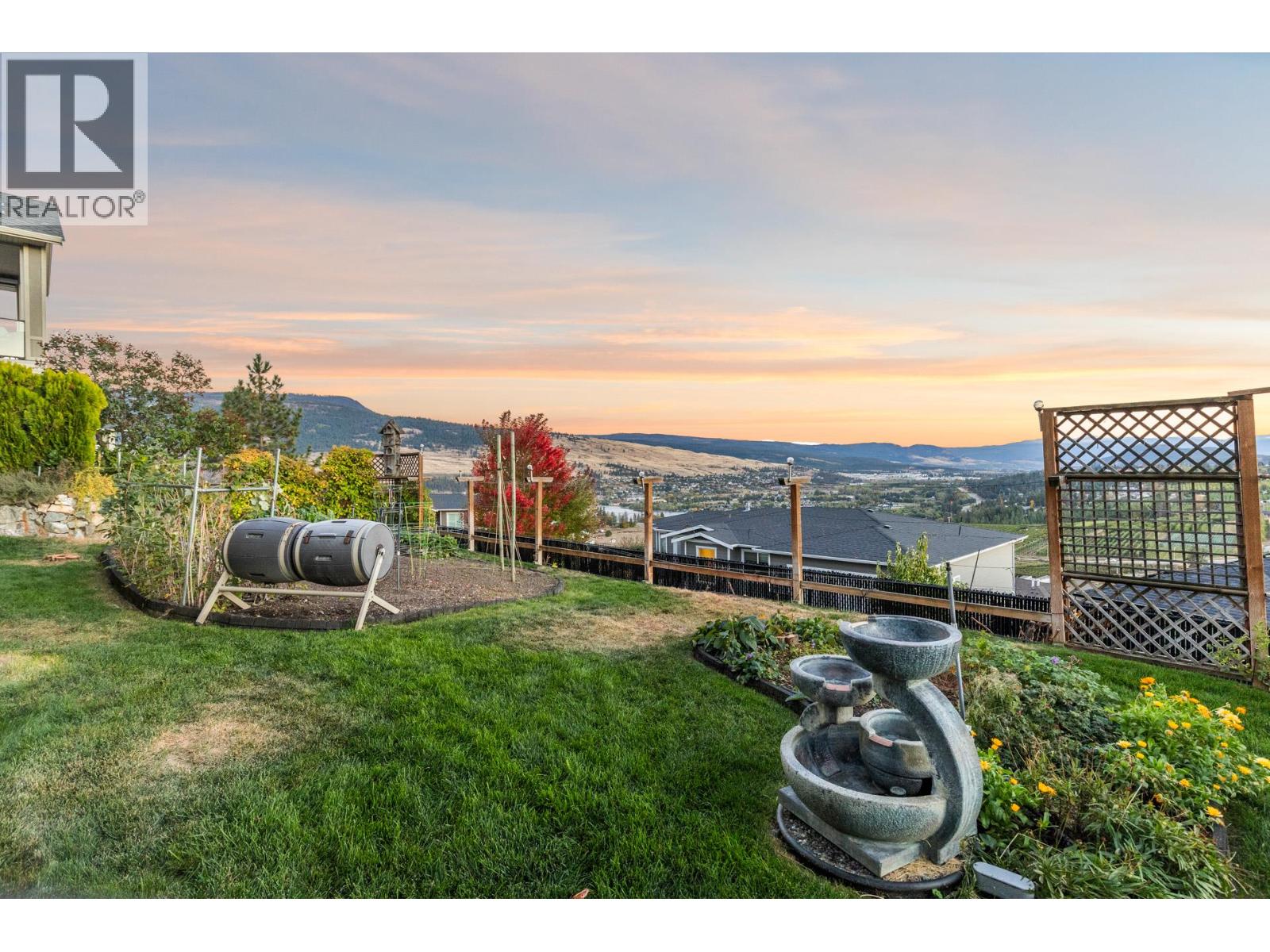  2591 Lake Breeze Court, Lake Country