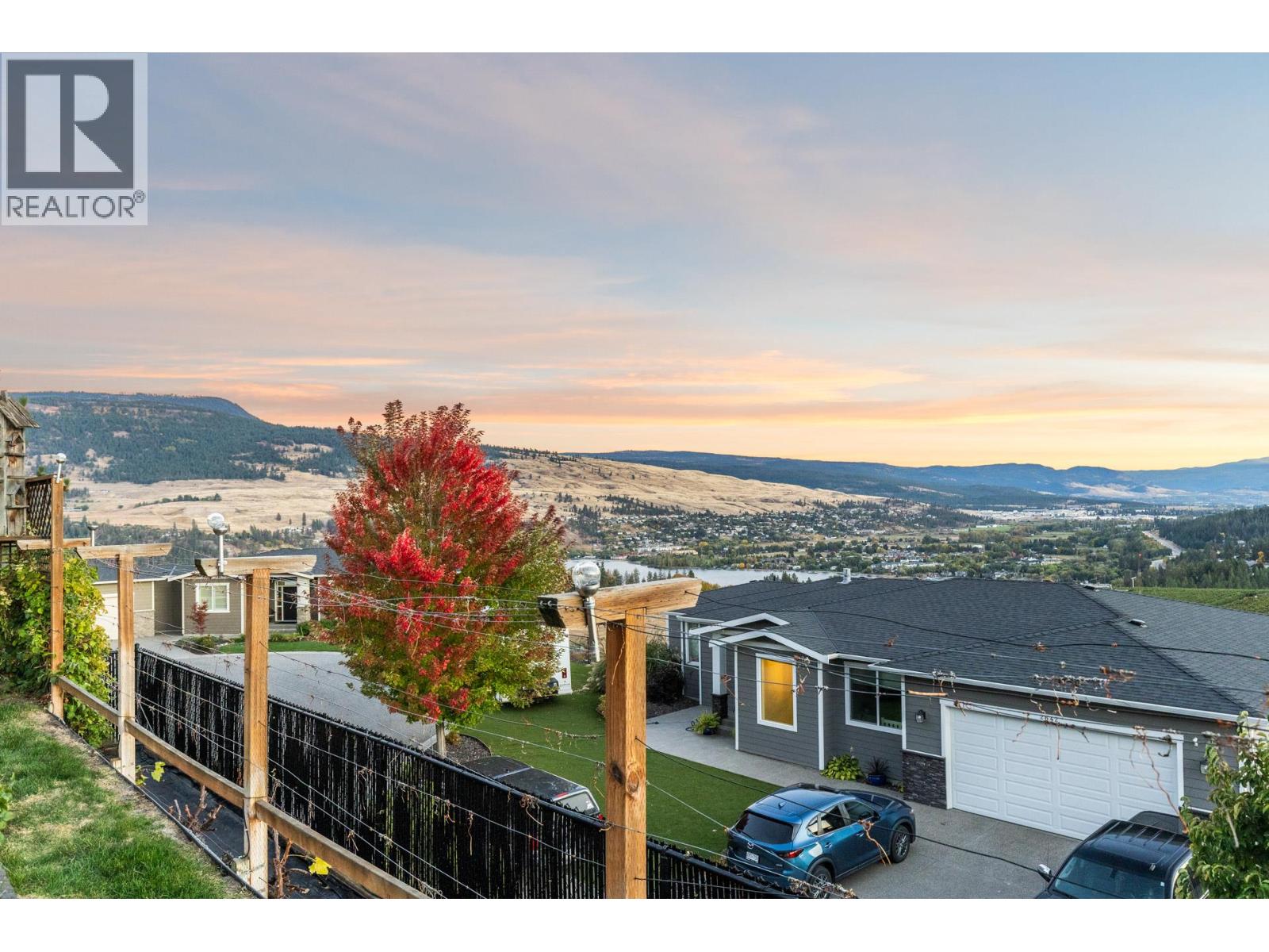  2591 Lake Breeze Court, Lake Country