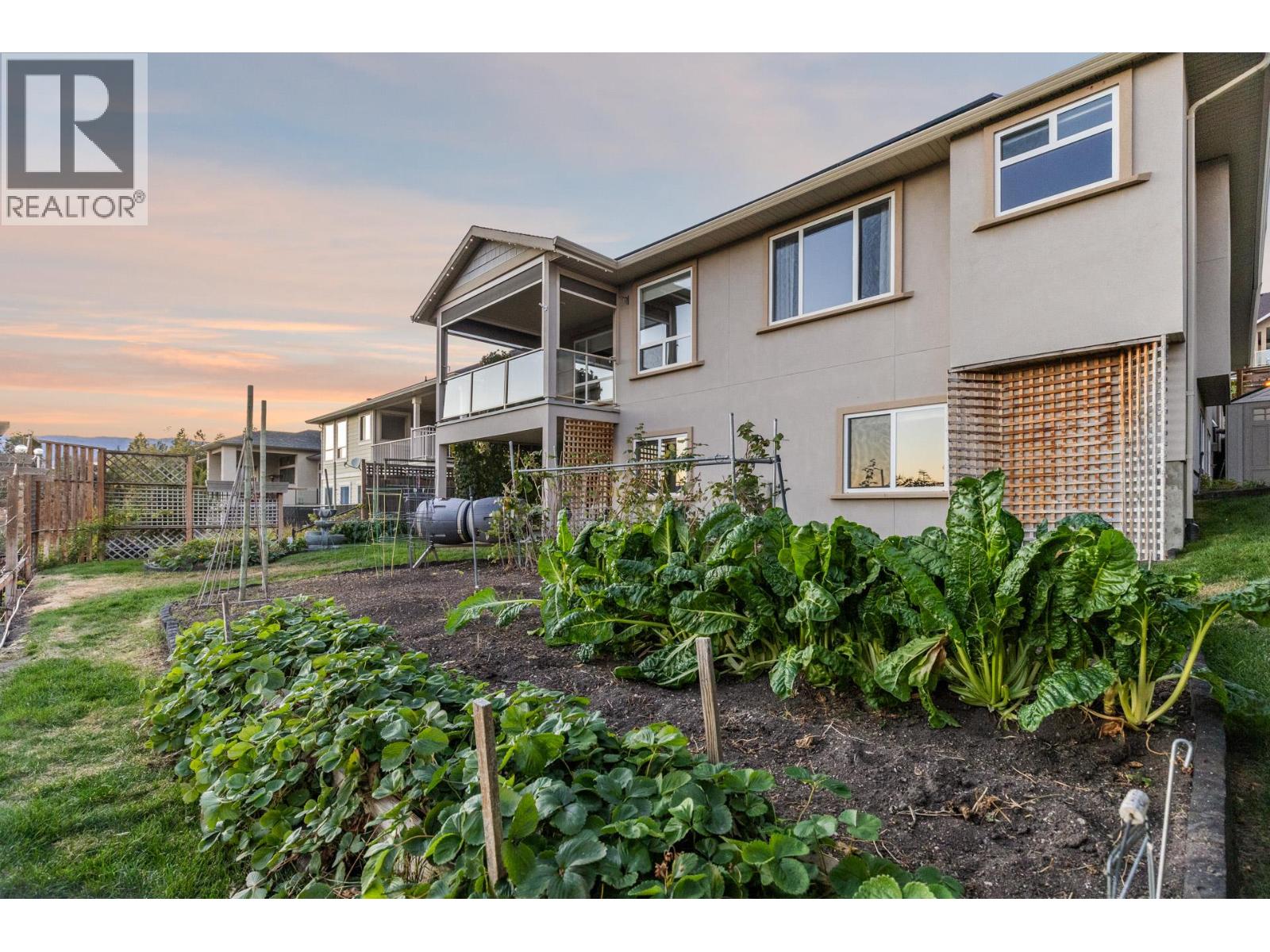  2591 Lake Breeze Court, Lake Country