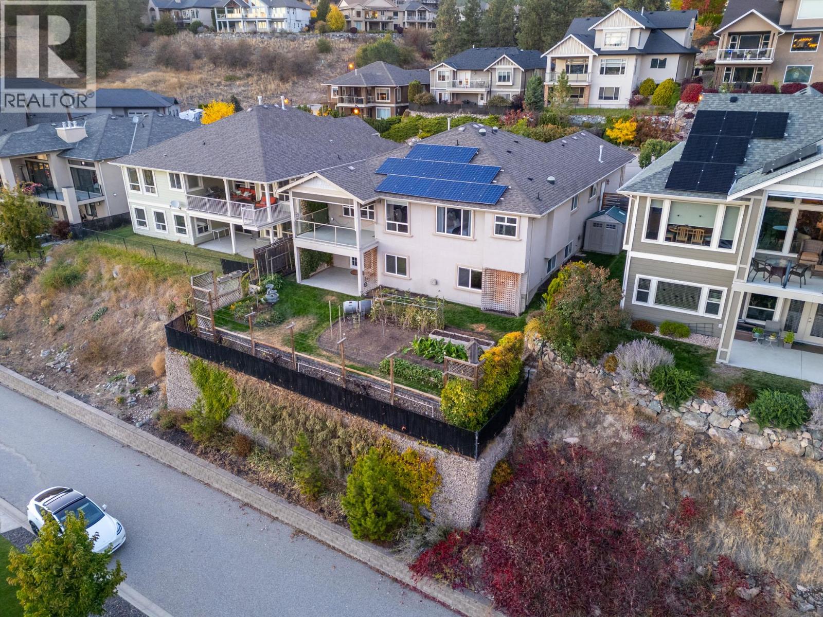  2591 Lake Breeze Court, Lake Country