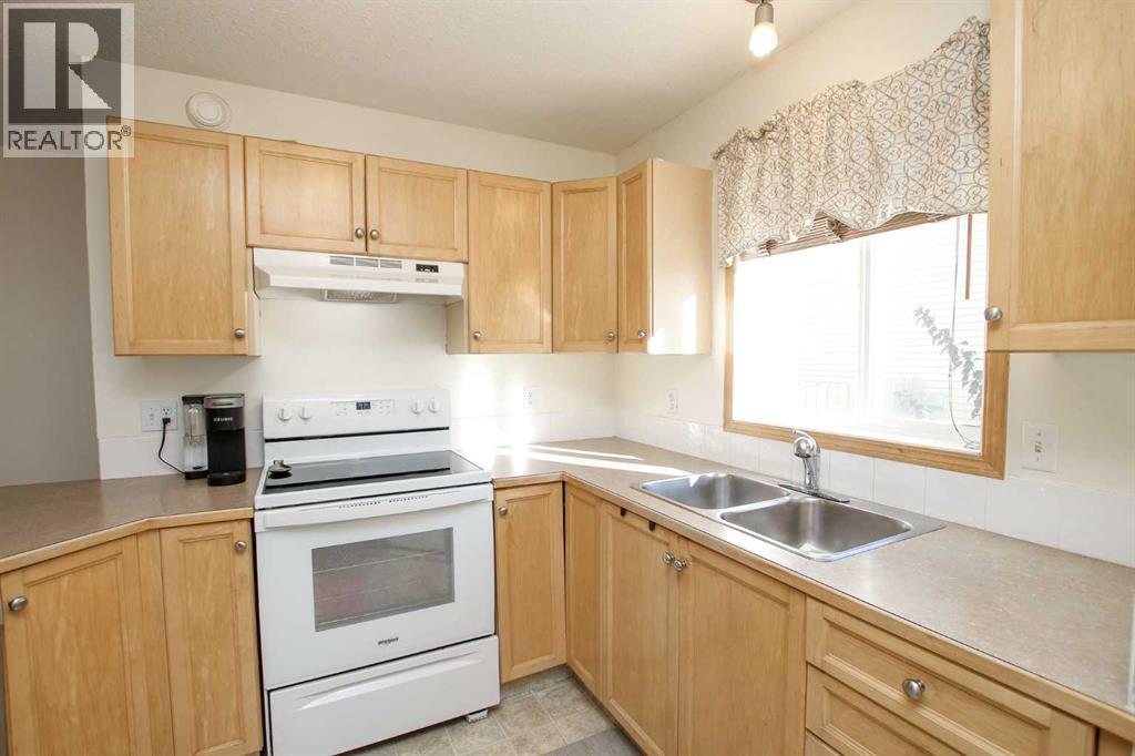 54 Ives Crescent, Red Deer