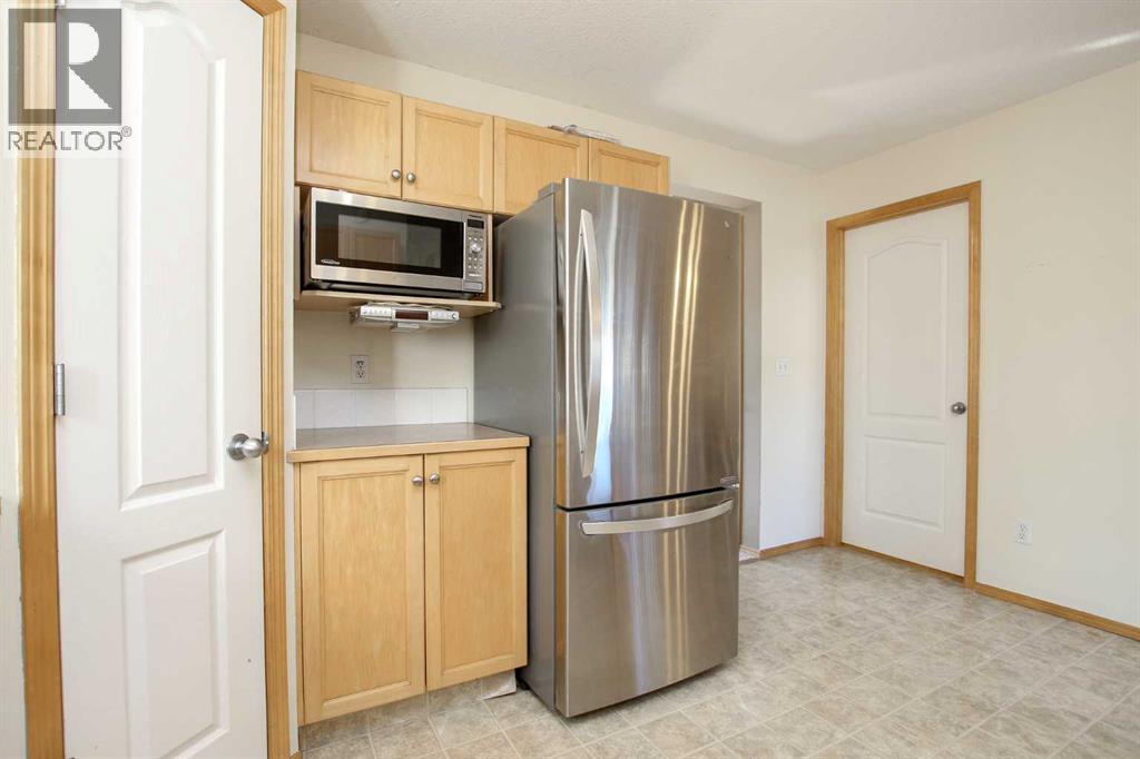 54 Ives Crescent, Red Deer