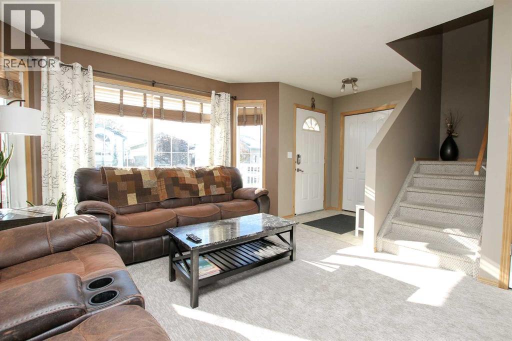 54 Ives Crescent, Red Deer