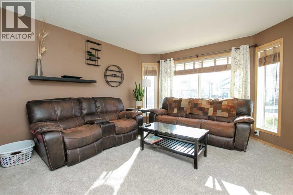 54 Ives Crescent, Red Deer