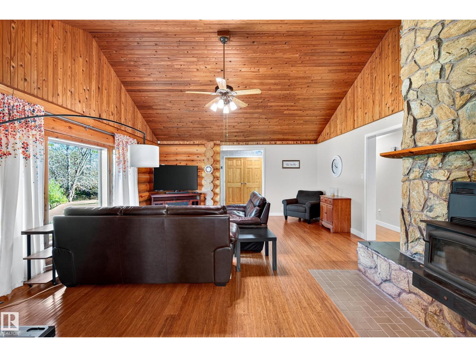 #4 51317 HGHWAY 60, Rural Parkland County