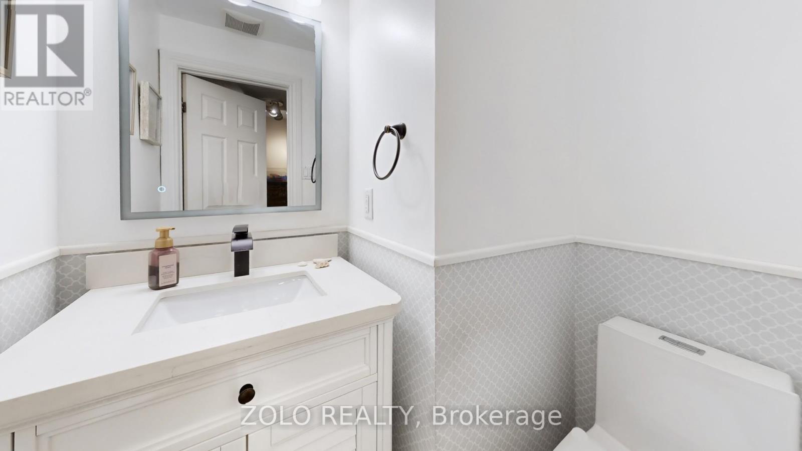 Single Family House for Sale in  LACEWOOD CRESCENT Brampton (Westgate) 