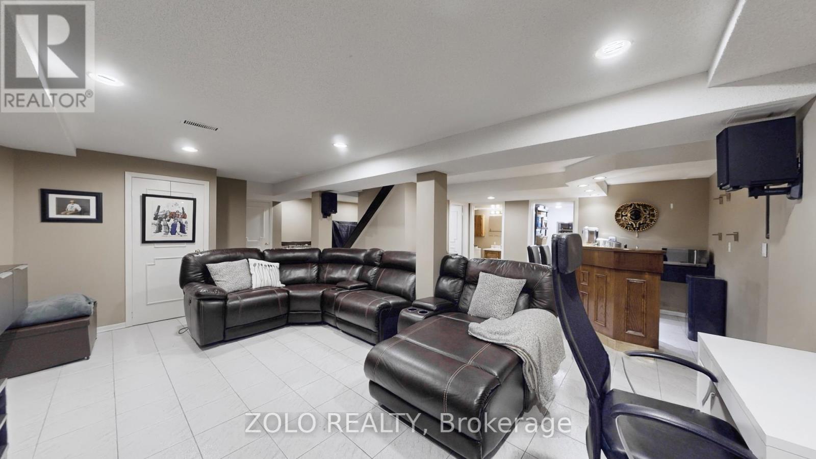 Single Family House for Sale in  LACEWOOD CRESCENT Brampton (Westgate) 