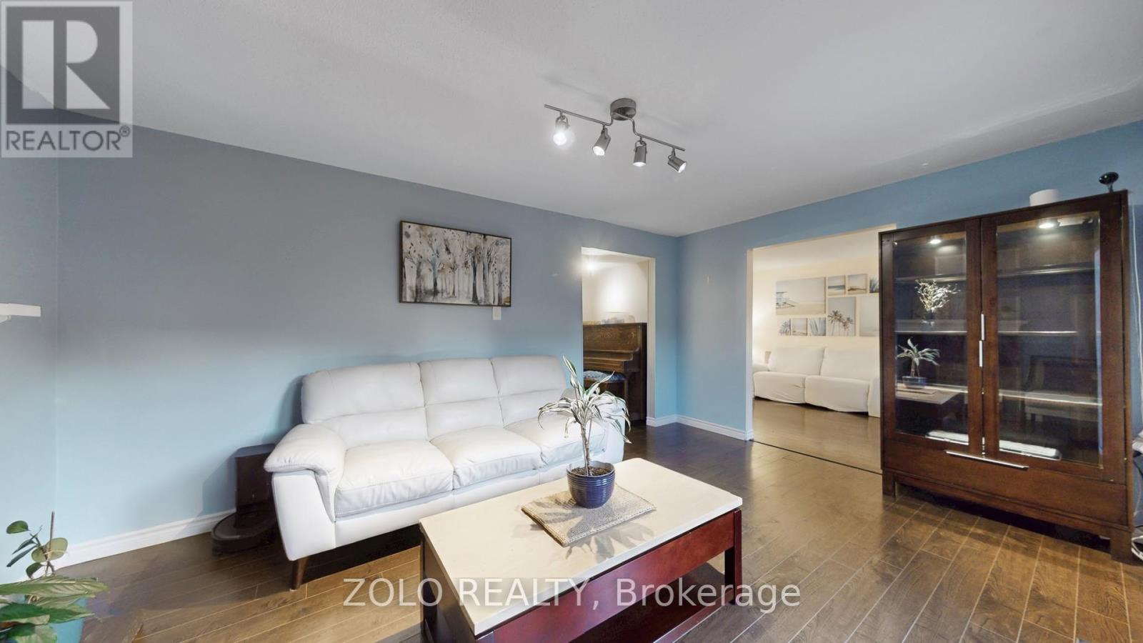 Single Family House for Sale in  LACEWOOD CRESCENT Brampton (Westgate) 