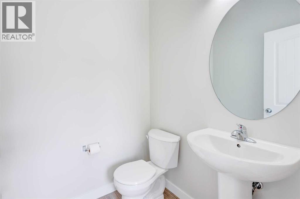 Single Family House for Sale in  Creekview Gardens SW Pine Creek Calgary 