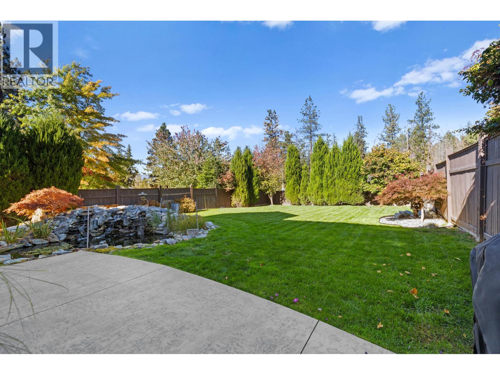  898 Paret Crescent, Kelowna